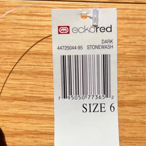 Ecko Red Girls Jeans Dark Stonewash Denim Foundry Size 6 - Picture 4 of 6